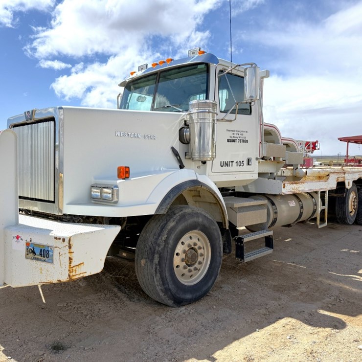 2009 WESTERN STAR 4900