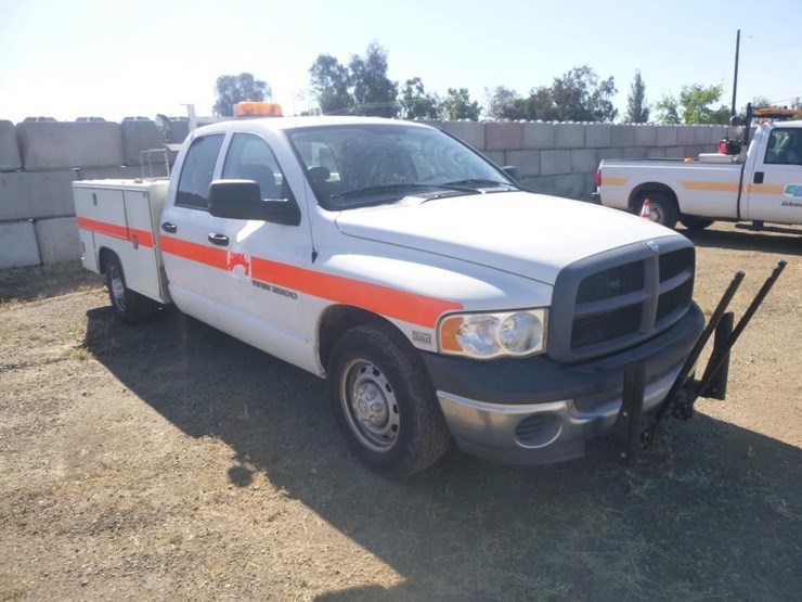 2005-dodge-ram-2500-image-3