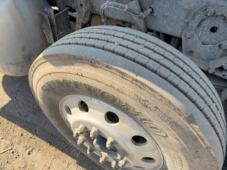 2007-peterbilt-378-image-12