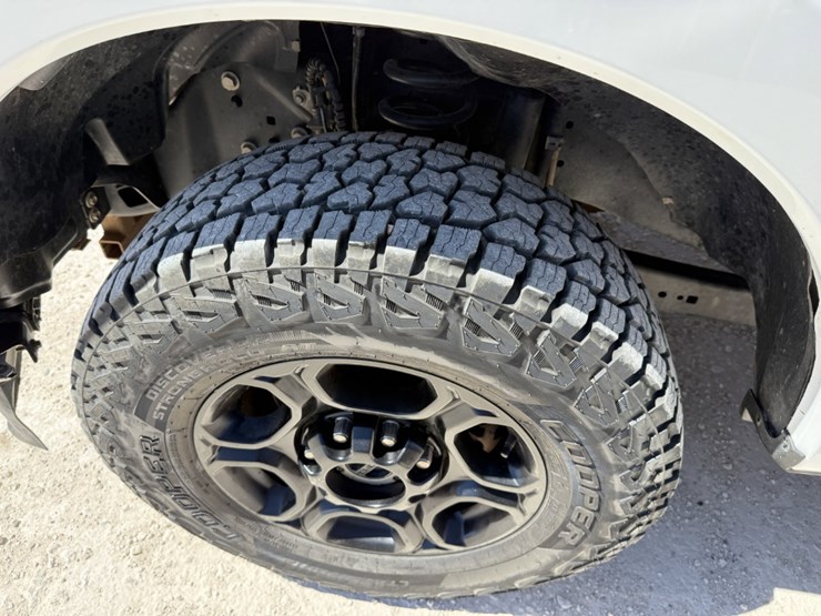 2023-ford-f250-image-10