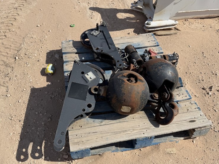 2013-peterbilt-367-image-9