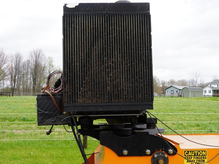 #147-•-accu-cut-36-inch-x-4-inch-edger-image-45