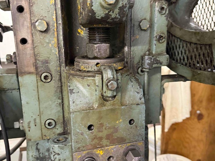bliss-19-ton-vertical-press-image-7