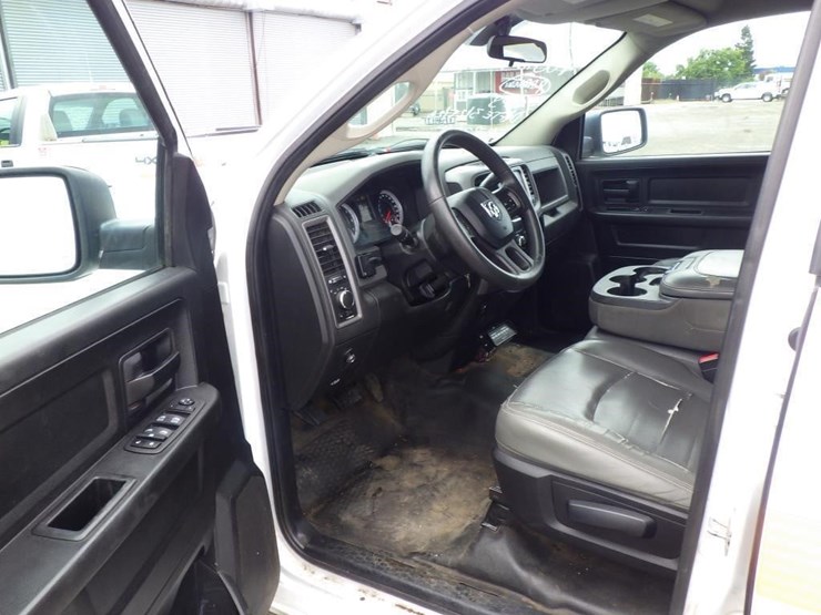 2014-dodge-1500-image-5