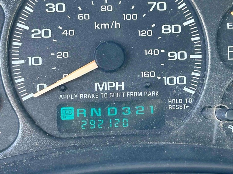 2002-chevrolet-2500hd-image-20