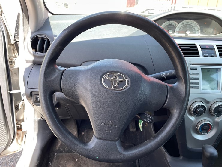 #111-•-2007-toyota-yaris-(has-wi-title)-image-63