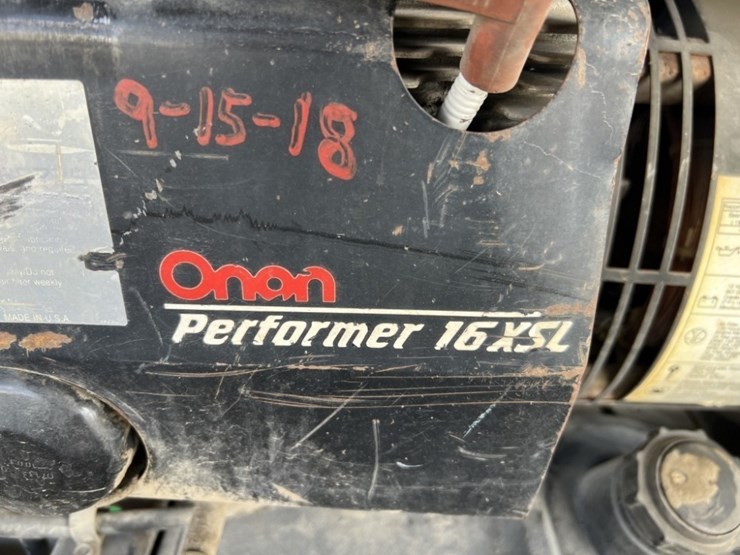 miller-bobcat-225g-image-9