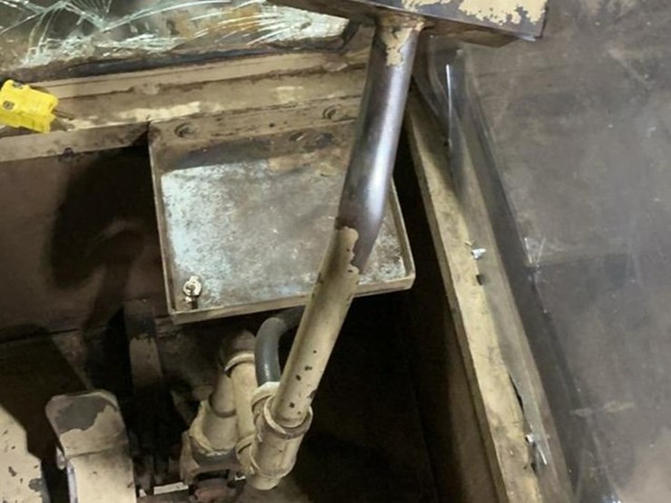 #149-•-2017-hurdle-magnum-lt-carriage-image-64