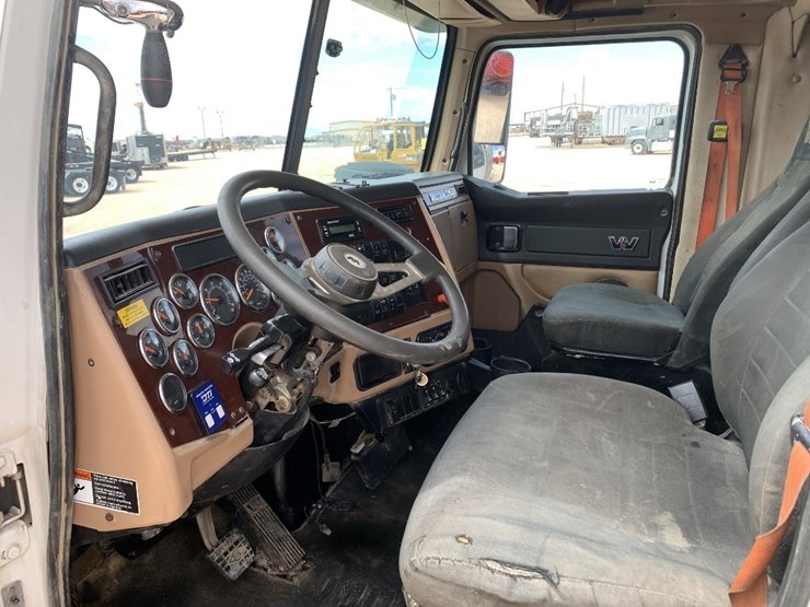 2012-western-star-4900-image-10