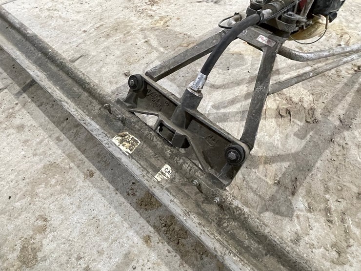 #5031-•-honda-powered-power-screed-image-4