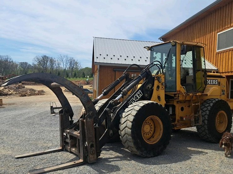 2002-deere-tc54h-image-40