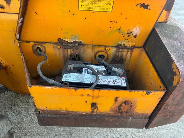 #122-•-1987-kobelco-lk600-wheel-loader-image-31