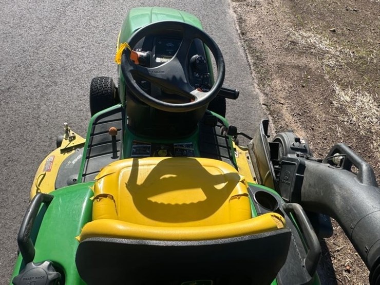 john-deere-x530-image-8