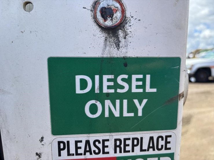 2016-bobcat-t650-image-36