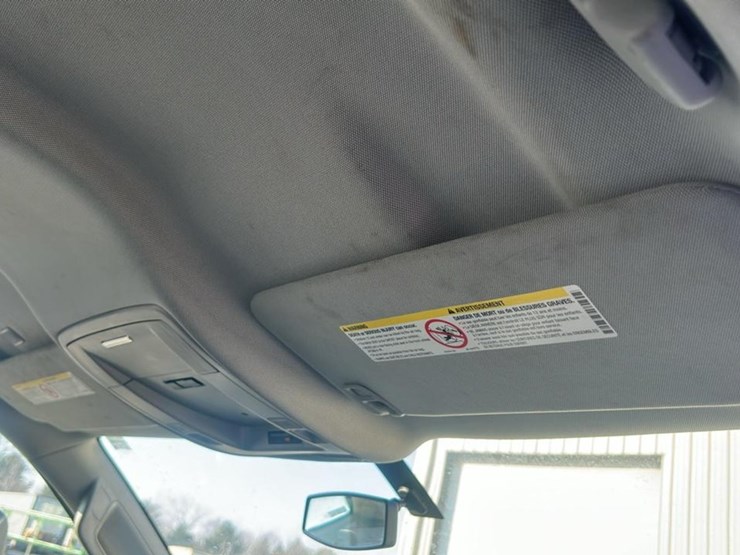 2017-chevrolet-silverado-3500hd-image-40