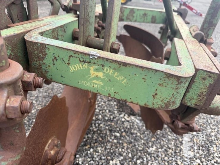 john-deere-412-image-10