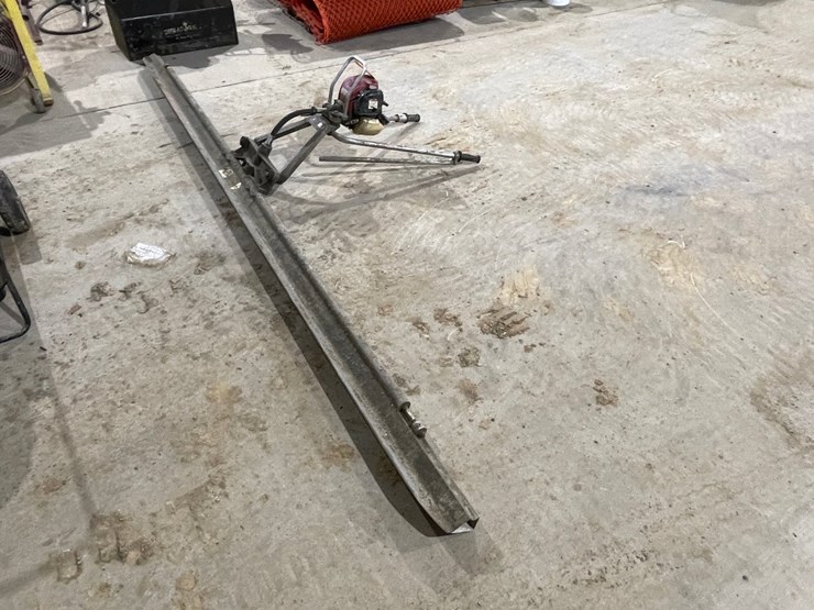 #5031-•-honda-powered-power-screed-image-2