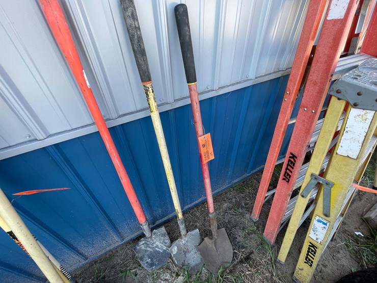 #7440-•-shovels-image-1