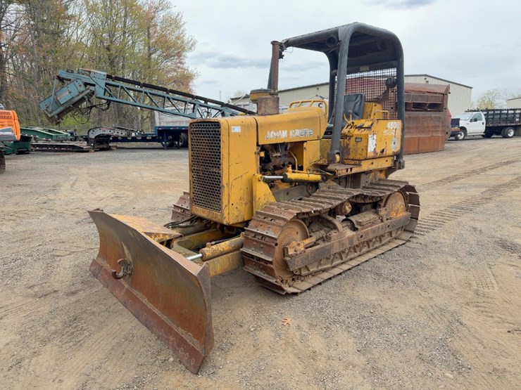 1984-deere-450d-image-1