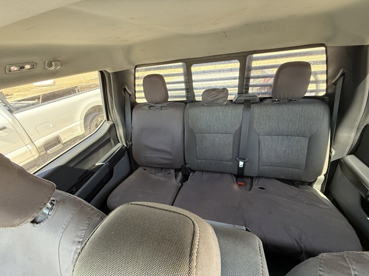 2023-ford-f250-image-12