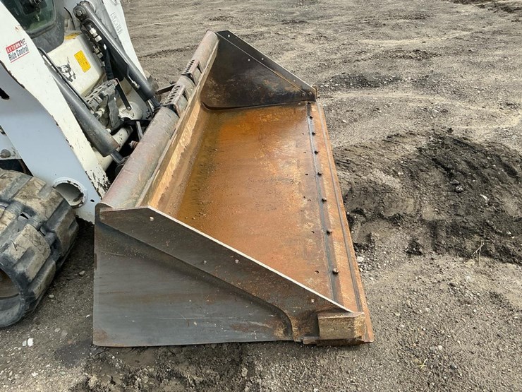 2024-bobcat-t770-image-32