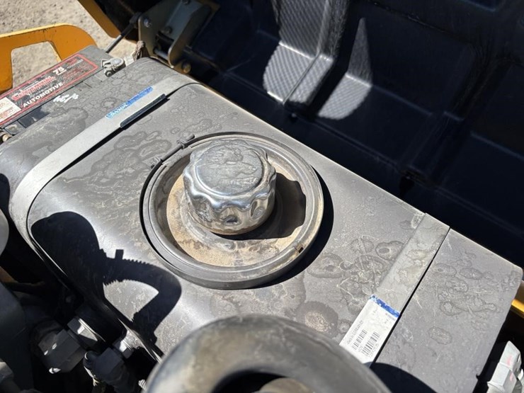 2018-volvo-dd25b-image-43