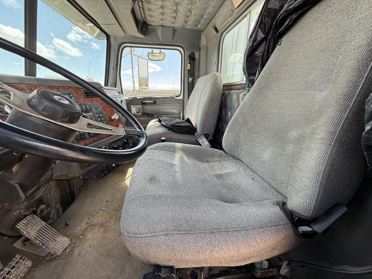 2009-western-star-4900-image-19