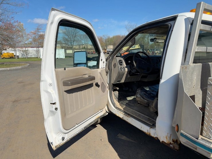 2009-ford-f350-xl-image-17