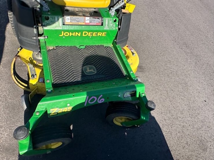 2009-john-deere-z245-image-5