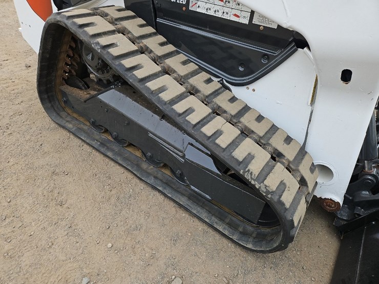 2023-bobcat-t76-image-13
