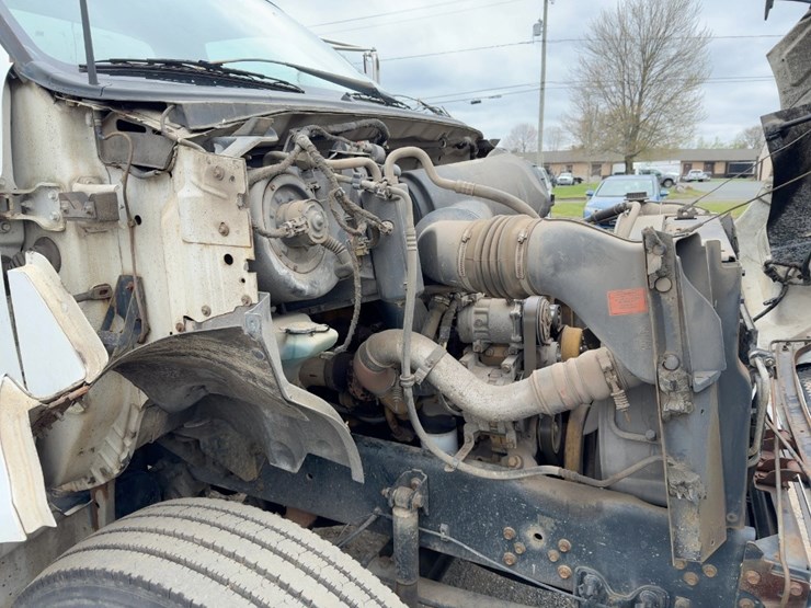 2005-ford-f650xl-image-11