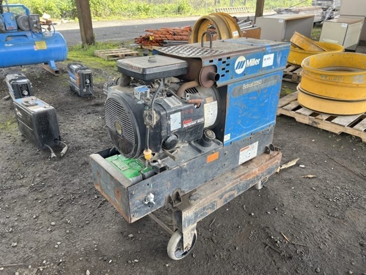 miller-bobcat-225g-image-1