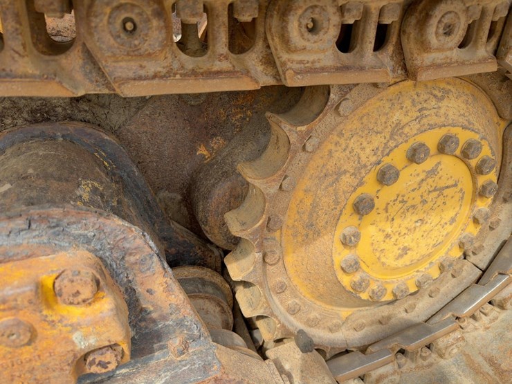 2002-deere-700h-xlt-image-23