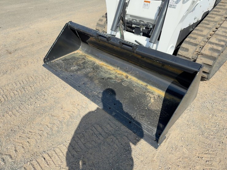 2020-bobcat-t870-image-9