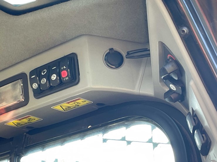 caterpillar-297d2-image-38