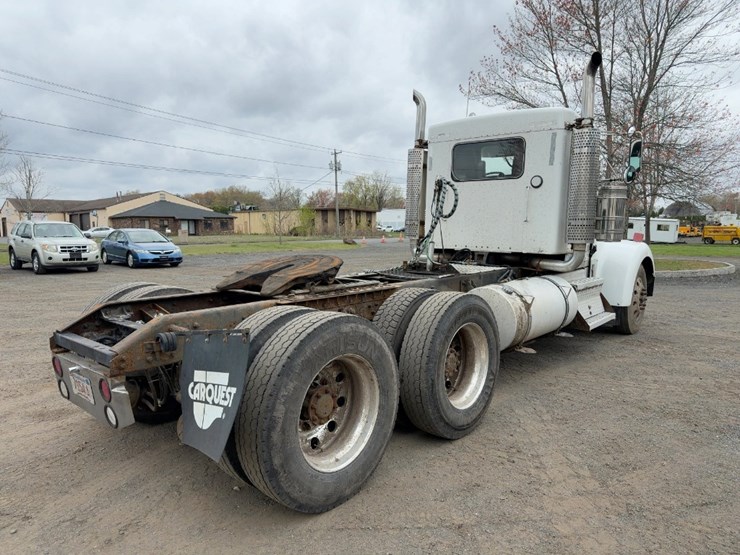 2000-kenworth-w900-image-5