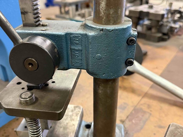 janesville-tool-hand-press(2)-image-8
