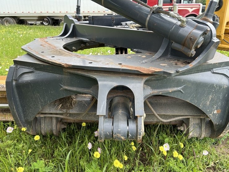 2018-deere-770g-image-13