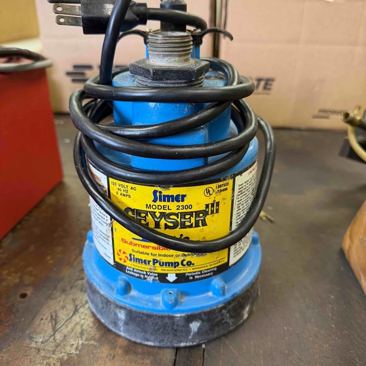Simer 2500 Geyser Water Pump
