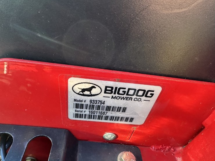 big-dog-stout-zero-turn-image-10