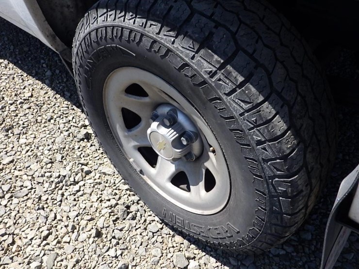 2017-chevrolet-silverado-1500-image-14