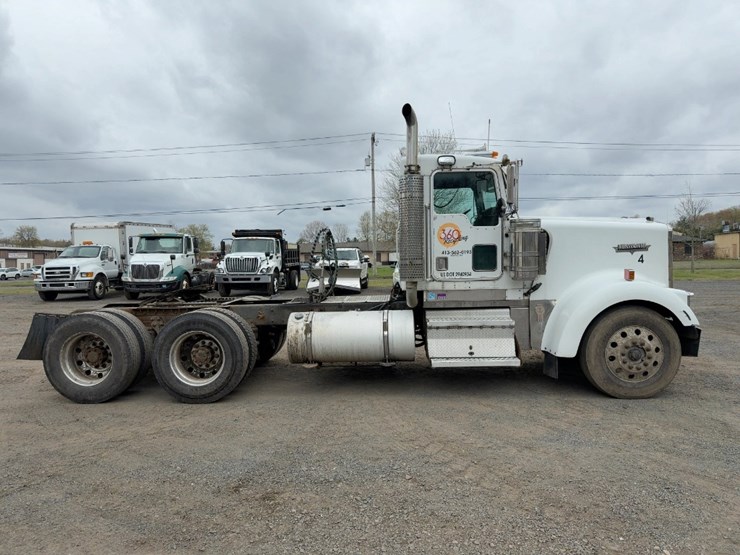 2000-kenworth-w900-image-6