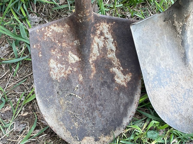 #7441-•-shovels-image-5