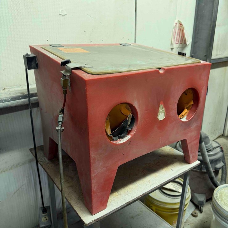 Sand Blast Cabinet