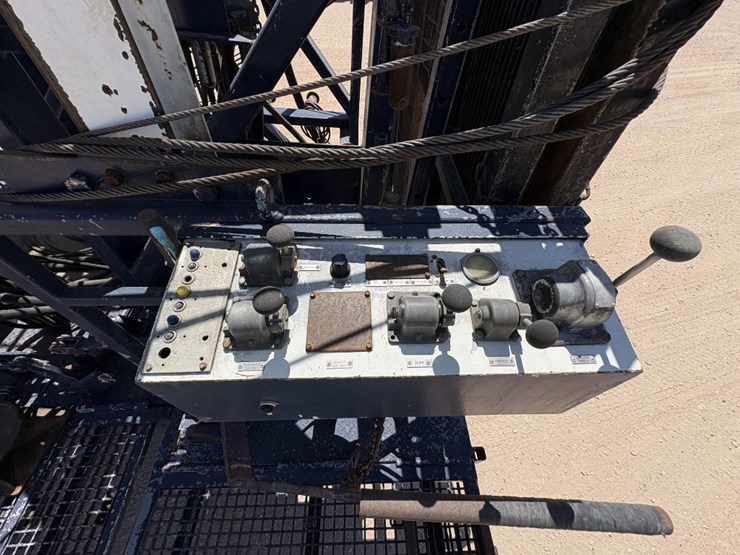 caterpillar-c15-image-15