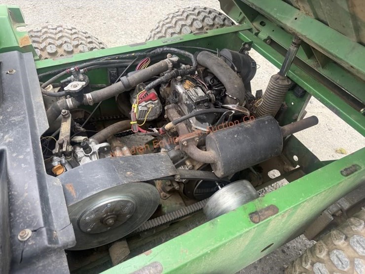 john-deere-gator-image-21