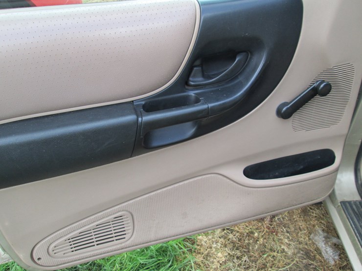 2002-ford-ranger-xlt-image-24