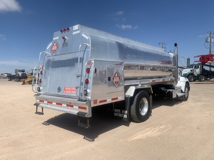 2020-kenworth-t370-image-6