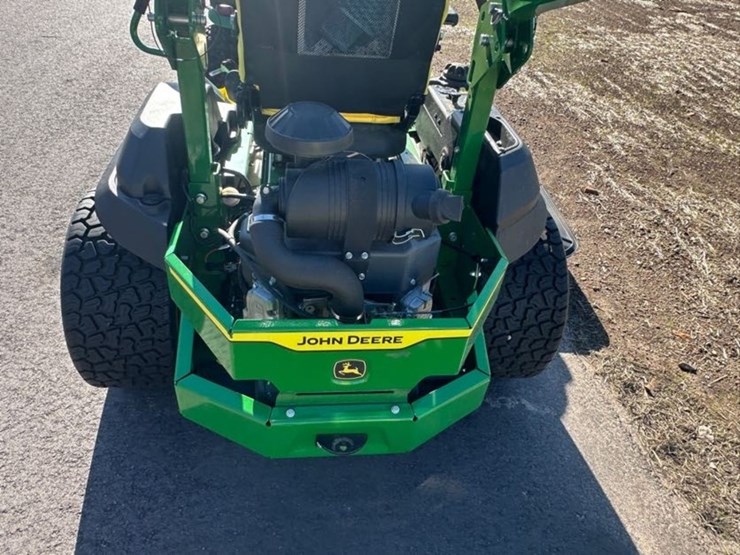 2023-john-deere-z740r-image-7
