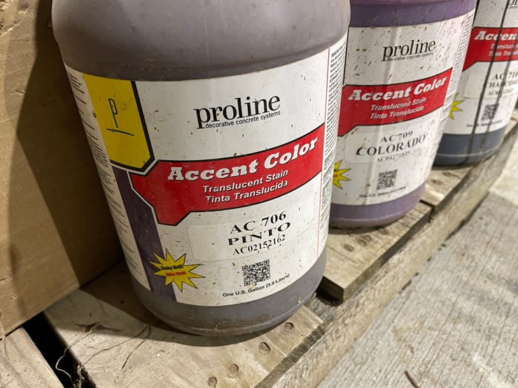 #5052-•-pallet-of-concrete-supplies-image-4